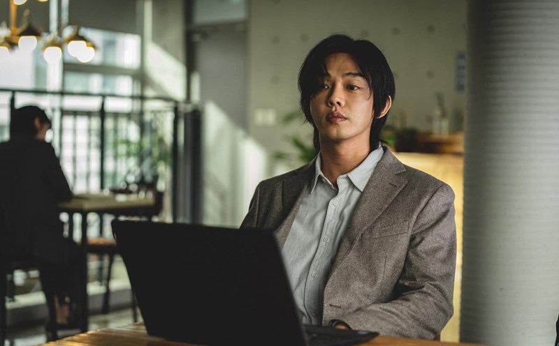 Yoo Ah In trông quá thê thảm