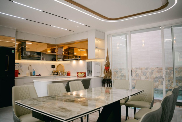 Căn nhà 4 tầng của Thu Trang - Tiến Luật