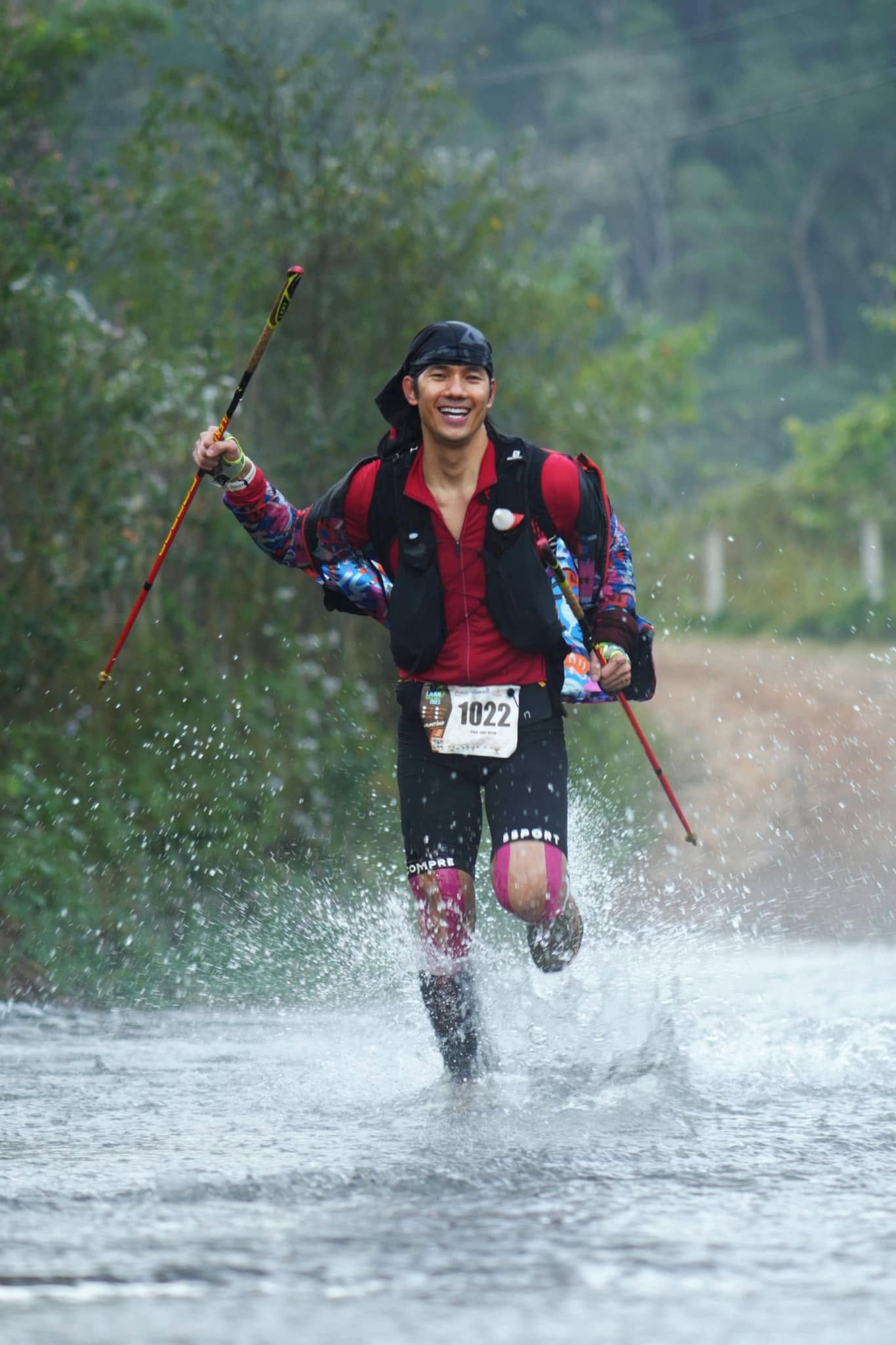 Khả Ngân và Nhan Phúc Vinh: Có công chạy bộ, chạy trail có ngày “được chồng như ý”