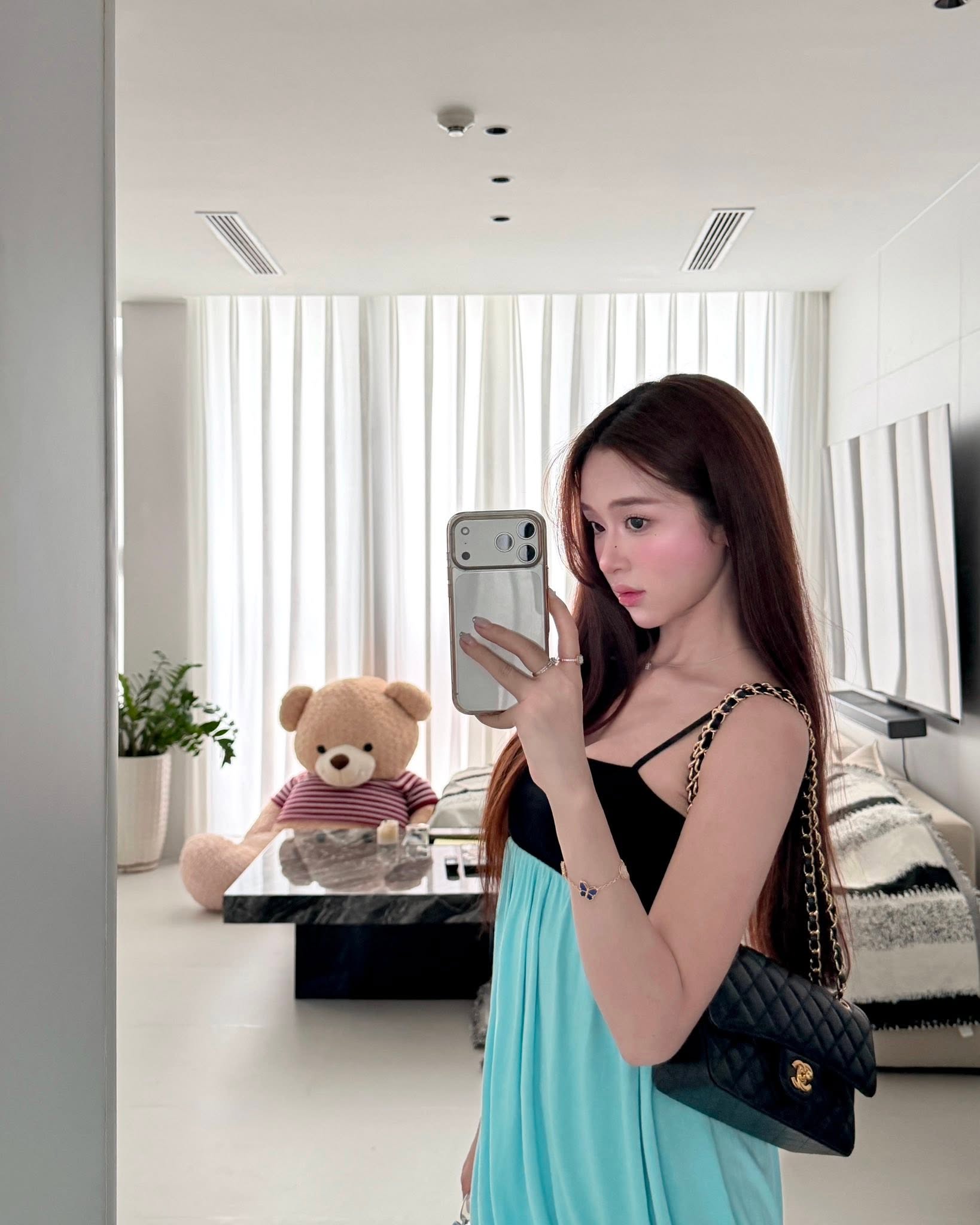 Vibe Karty Chang dạo này.