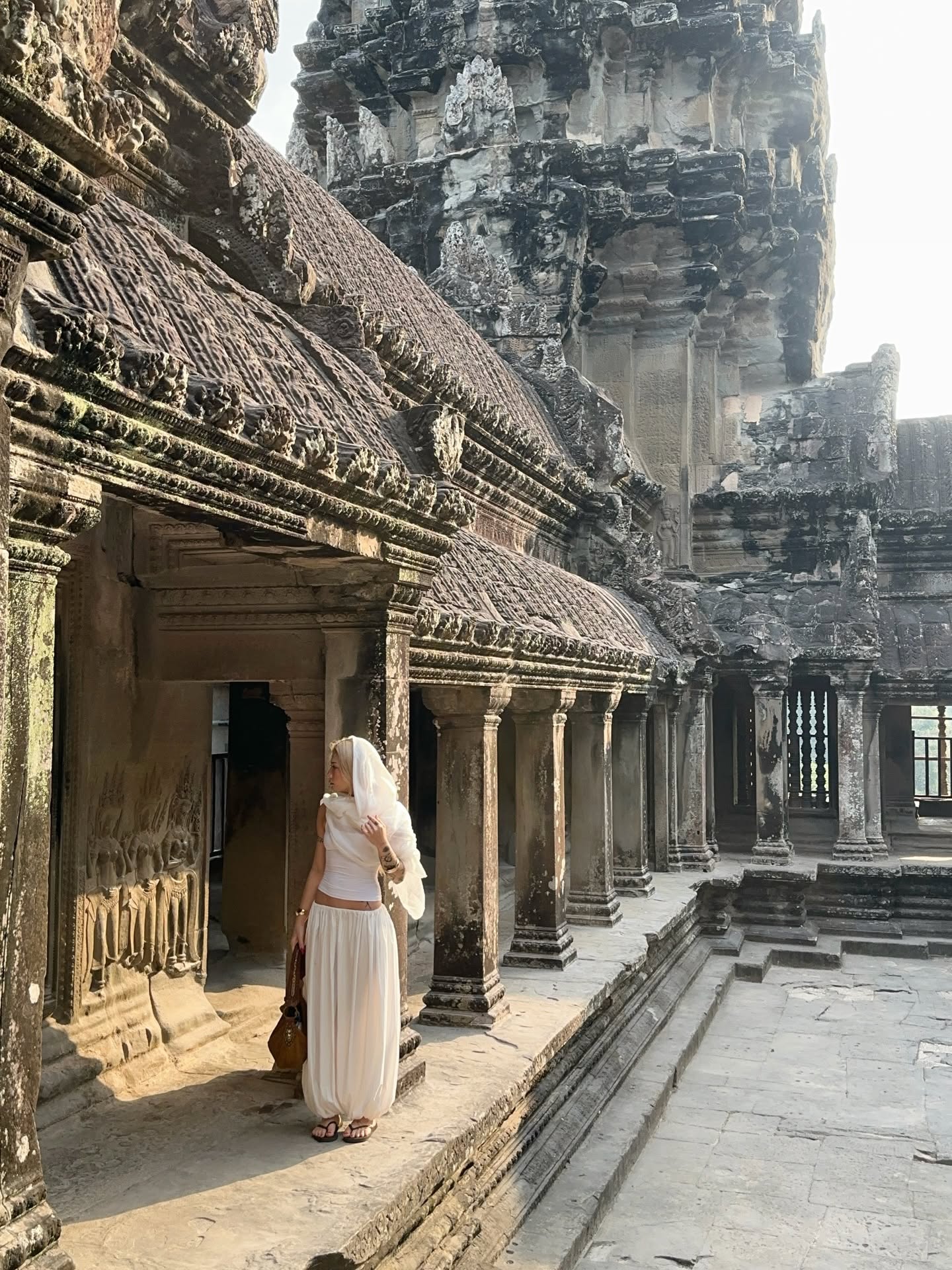 Bông hồng lai mang 2 dòng máu của Vbiz: Gương mặt sinh ra để gây ấn tượng, ăn mặc có gu và siêu slay