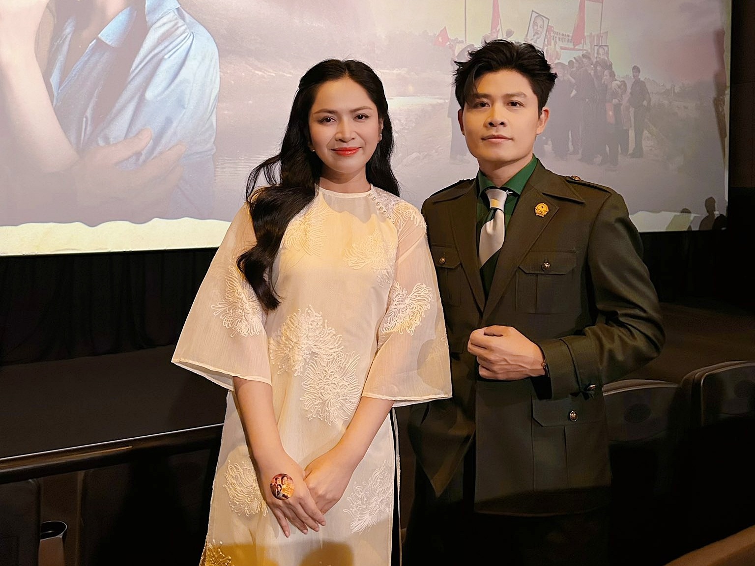 Cả Nguyễn Văn Chung và Duyên Quỳnh từng lên tiếng giải thích về sự thân thiết này, cho biết họ chủ yếu gắn bó với nhau qua công việc và âm nhạc