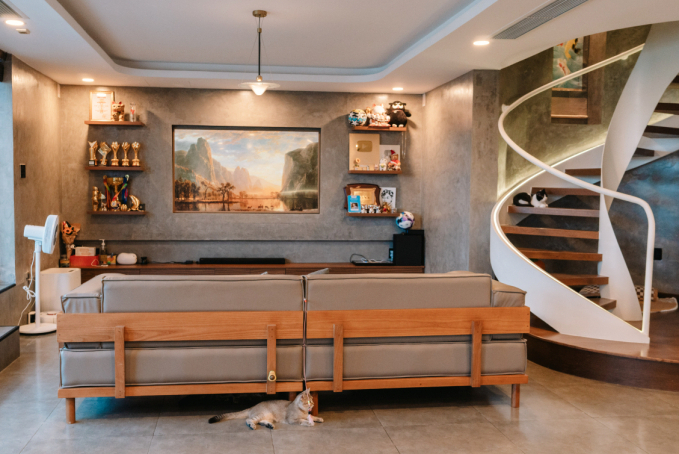 Căn nhà 270m², đập thông 3 tầng của Ngô Kiến Huy