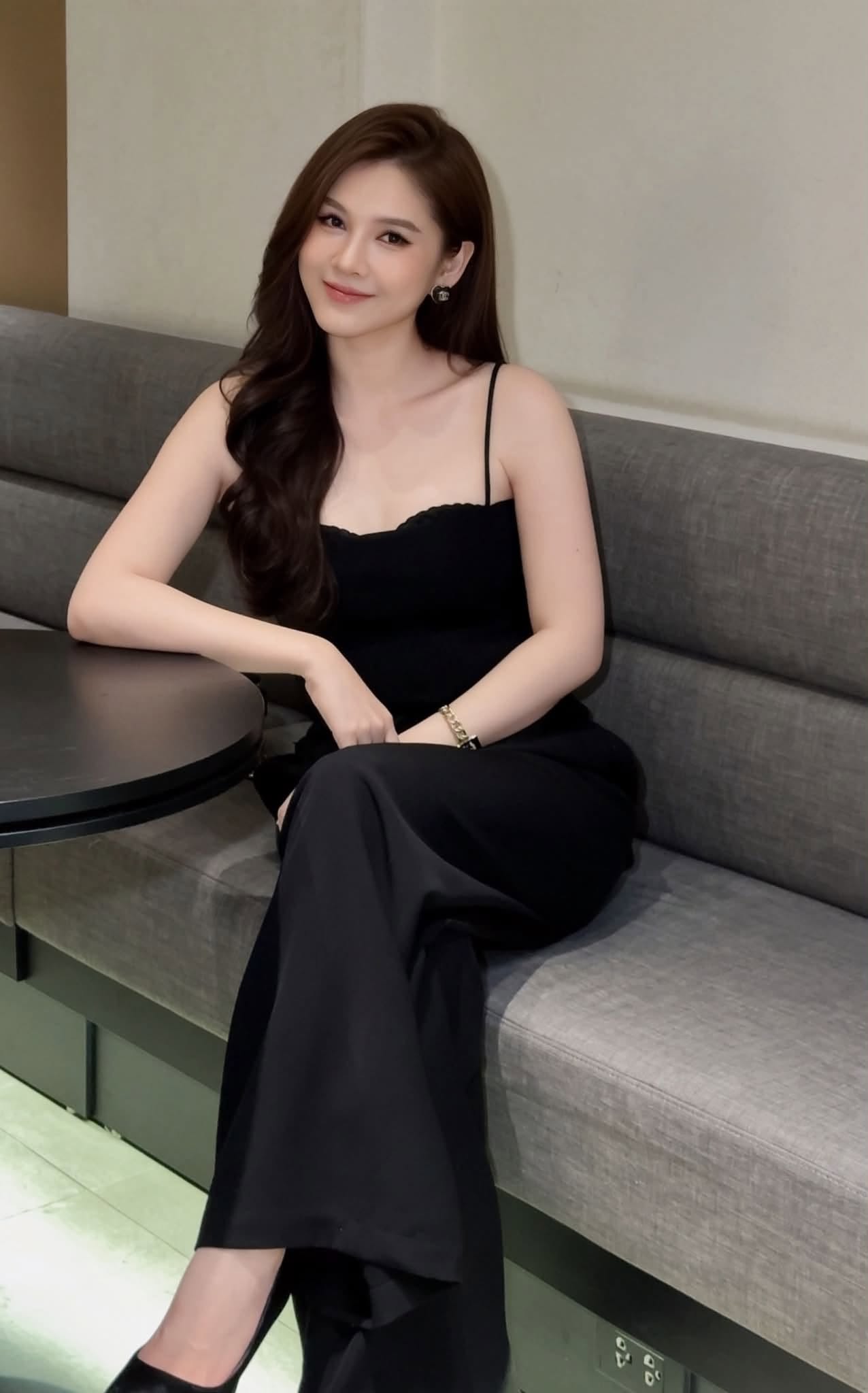 MC, diễn viên Thu Hoài 