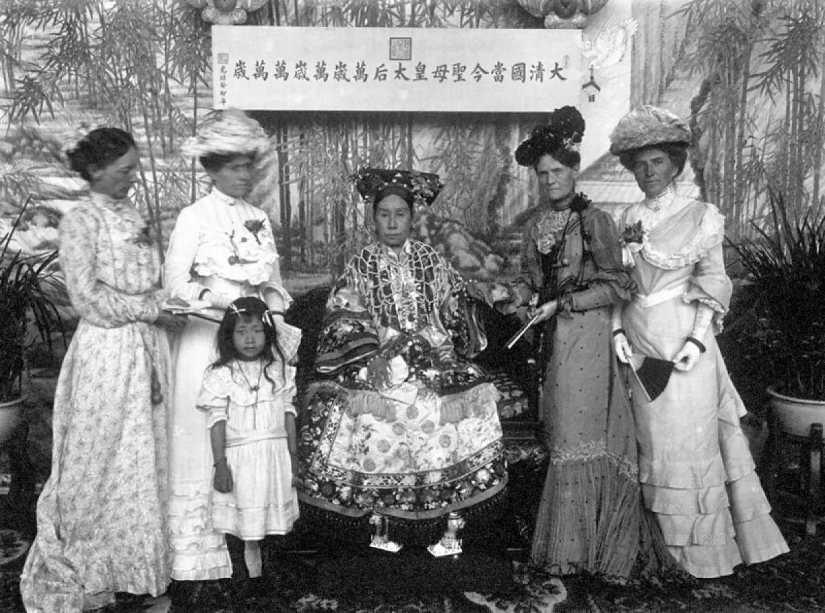 Chuyện gì đã xảy ra với thi hài của Từ Hy Thái hậu sau 3 lần nhập quan?