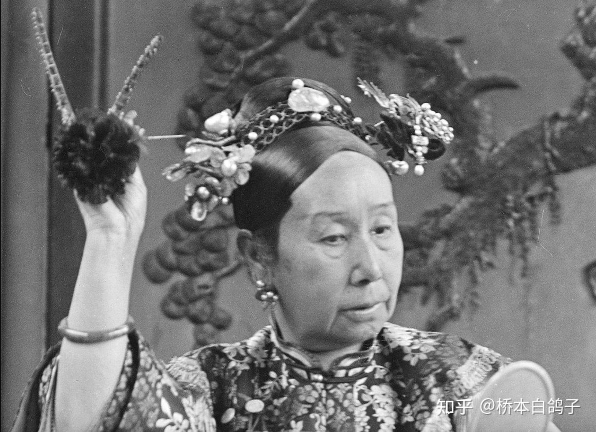 Chuyện gì đã xảy ra với thi hài của Từ Hy Thái hậu sau 3 lần nhập quan?