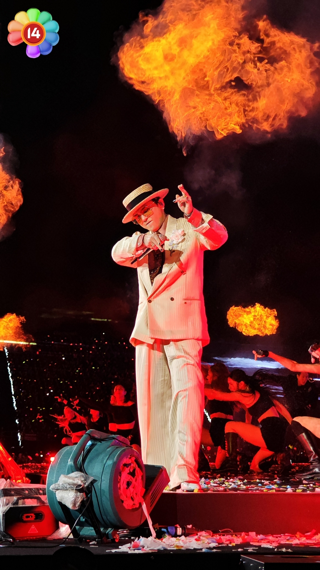 Concert Übermensch World Tour từng thu hút khoảng 100.000 khán giả đổ về Hưng Yên trong hai đêm diễn