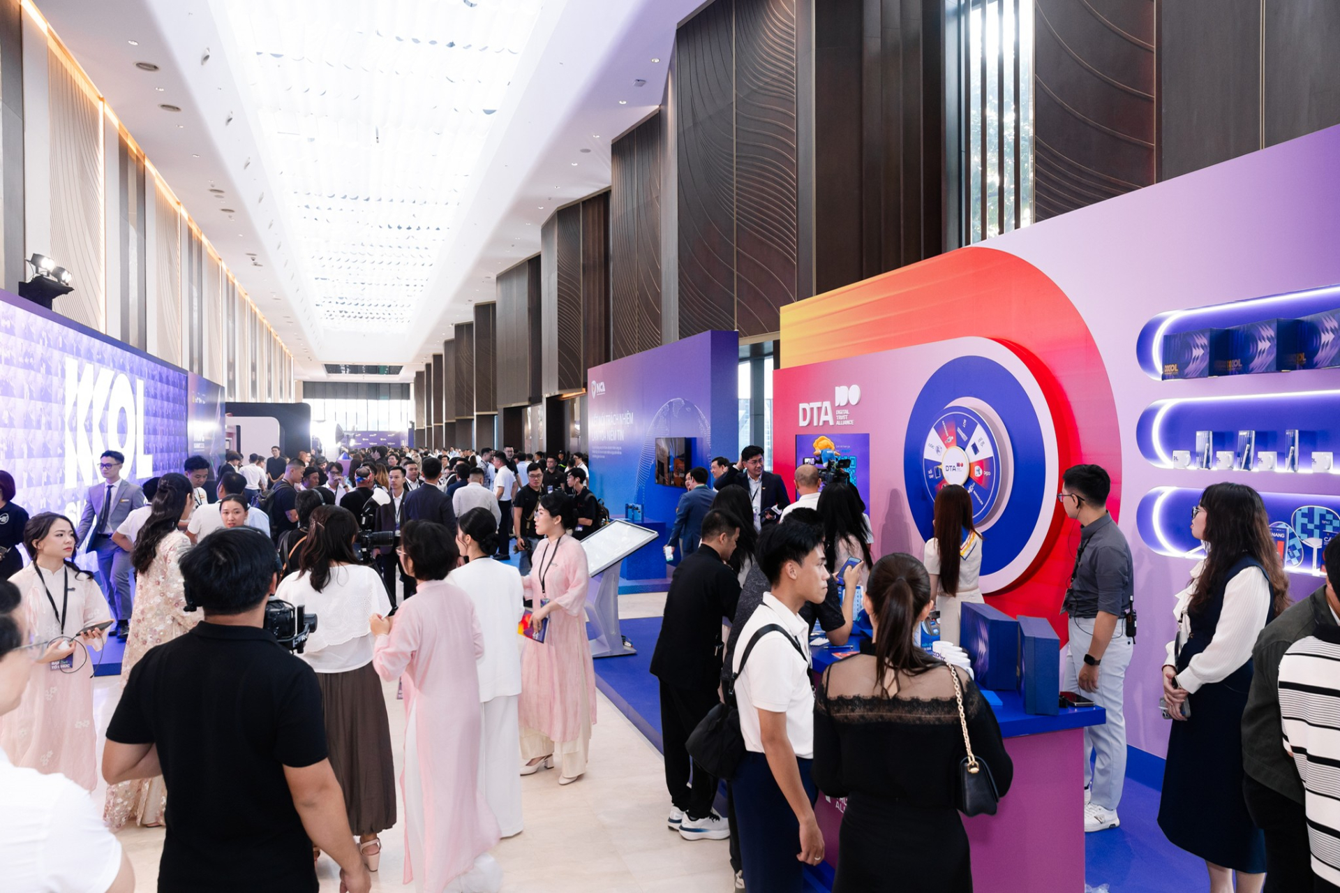 KOL Summit 2026: Loạt hoạt động trải nghiệm hấp dẫn diễn ra xuyên suốt sự kiện