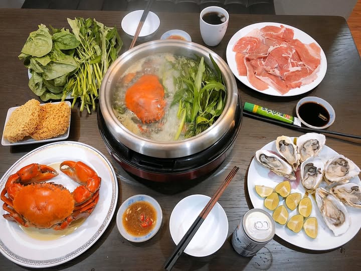 Các món lẩu Thu Hoài cũng