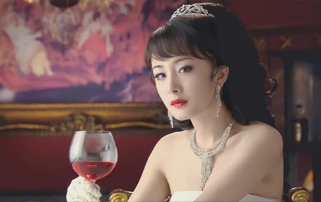 Mỹ nhân duy nhất biến cả một năm mang tên chính mình: Visual dẫn đầu thời đại, 15 năm vẫn ở đỉnh showbiz