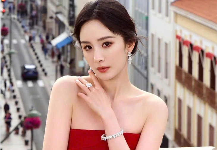 Mỹ nhân duy nhất biến cả một năm mang tên chính mình: Visual dẫn đầu thời đại, 15 năm vẫn ở đỉnh showbiz