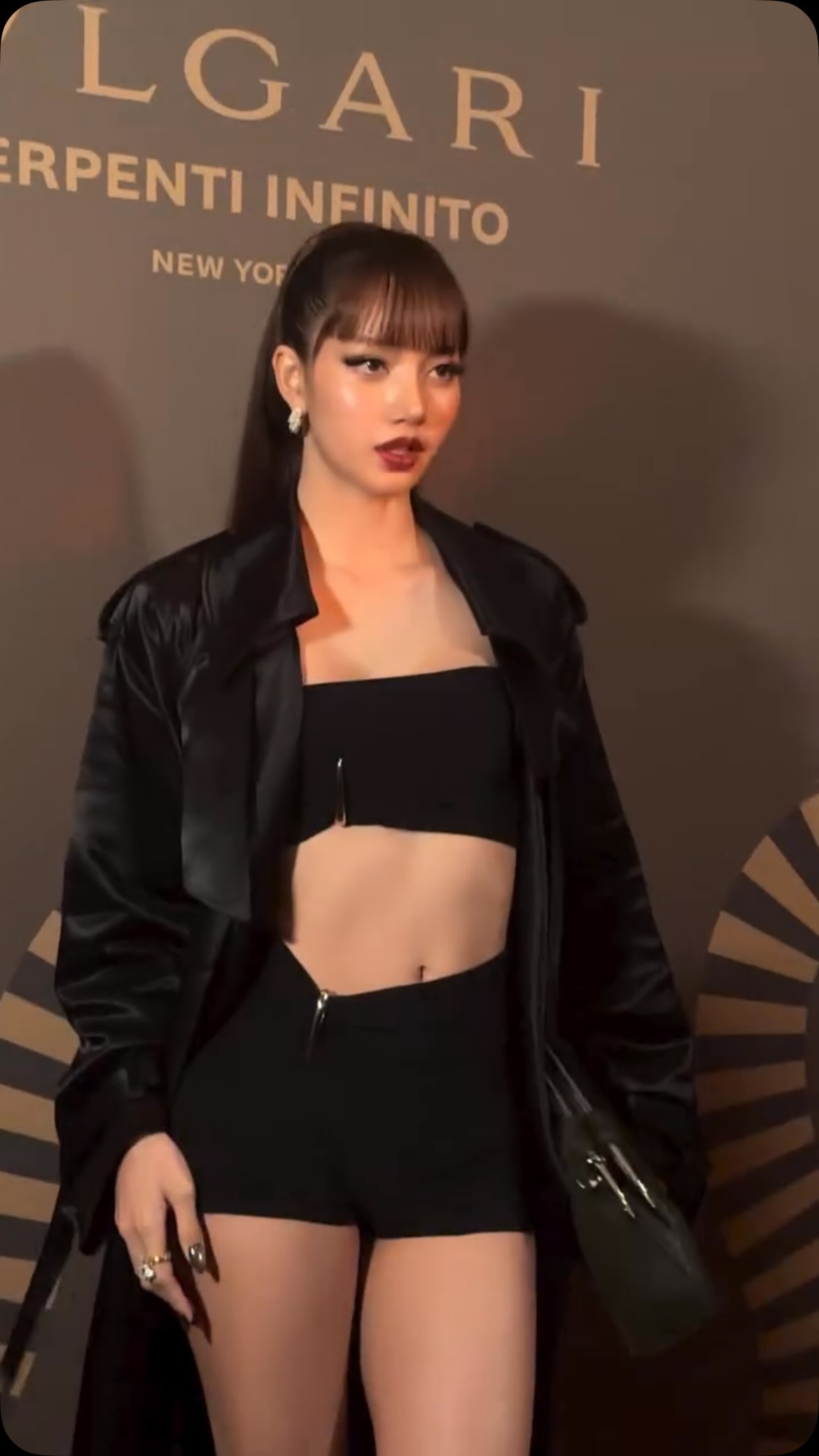 Thế mạnh khó chê được của Lisa