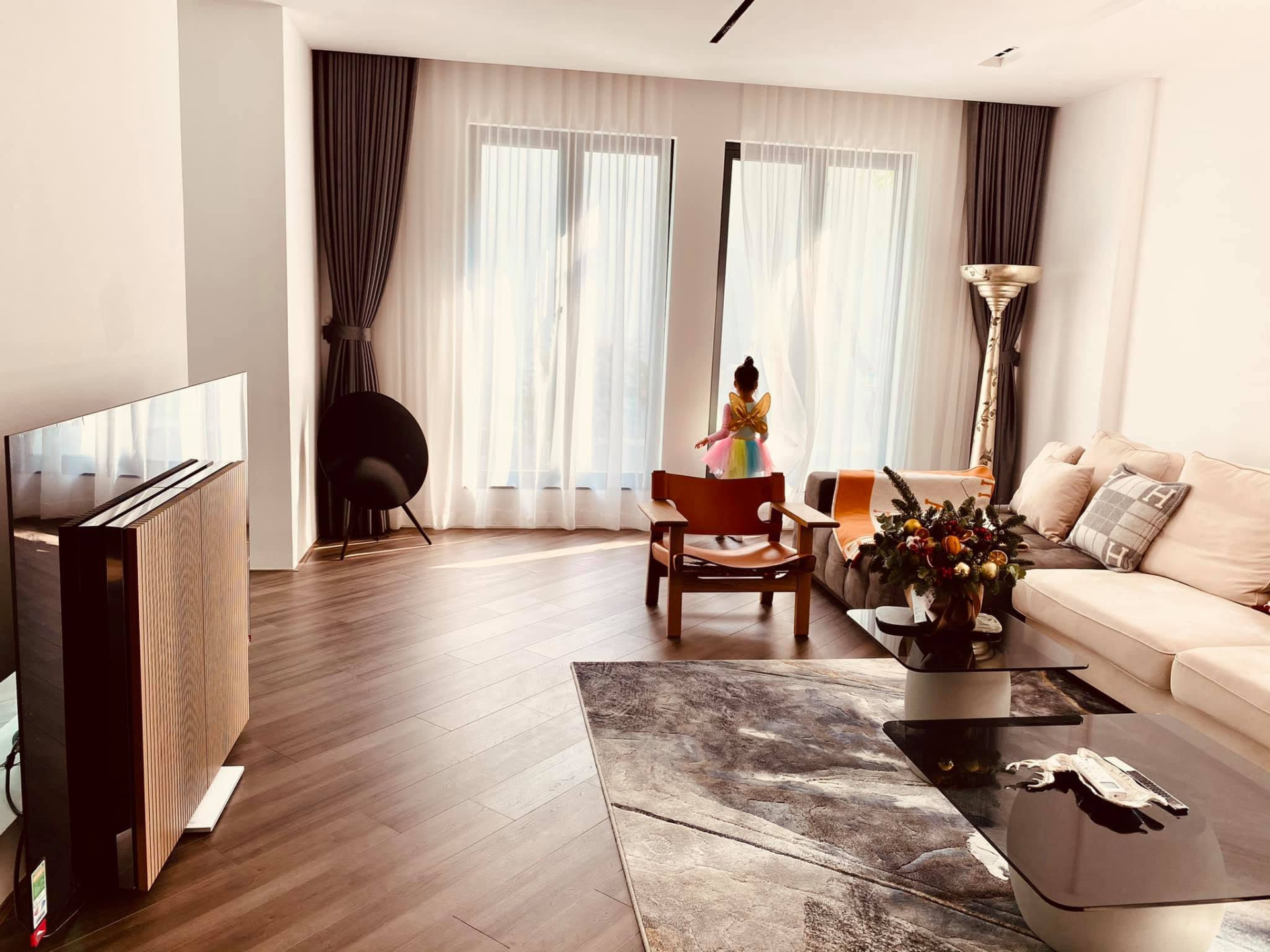Căn nhà Hà thành, có bể bơi riêng của