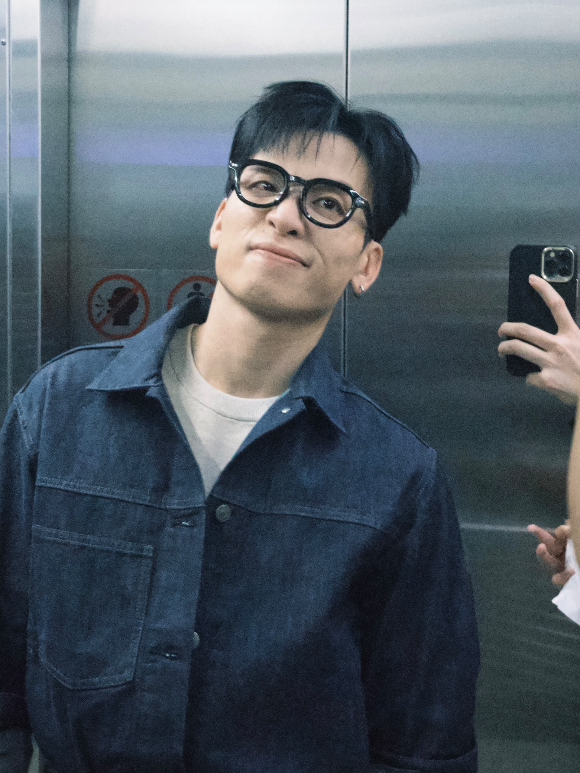 Từ một chàng trai đi hát với cát-xê chỉ vài chục nghìn đồng, Thơm đang dần trở thành tên tuổi nổi tiếng và được nhiều khán giả yêu thích 