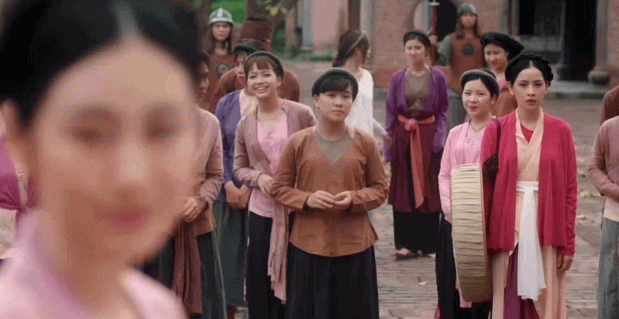 Mỹ nhân đẹp nhất Việt Nam lấy hết tiền mua nhà đổi lại 1 điều