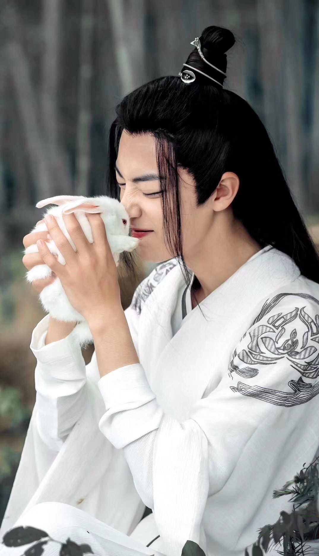 Từ vai Ngụy Vô Tiện trong Trần Tình Lệnh, Tiêu Chiến đã bật lên để trở thành đỉnh lưu của showbiz Trung Quốc.