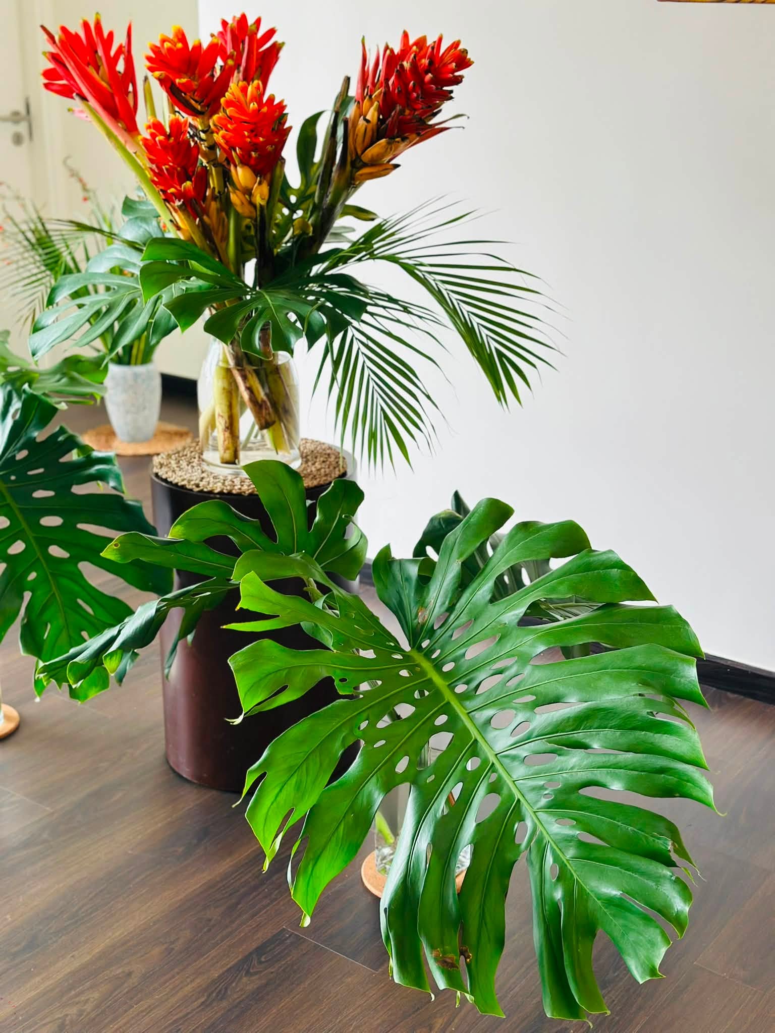 Mỹ nhân Việt cưới chồng Tây hơn 8 tuổi, sống trong penthouse rộng 280m², đẹp xịn từng centimet