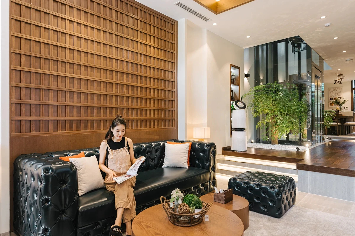 Nữ ca sĩ Việt gác hào quang showbiz: Bỏ phố về quê xây nhà 11 tỷ, làm mẹ đơn thân nuôi 3 con trai