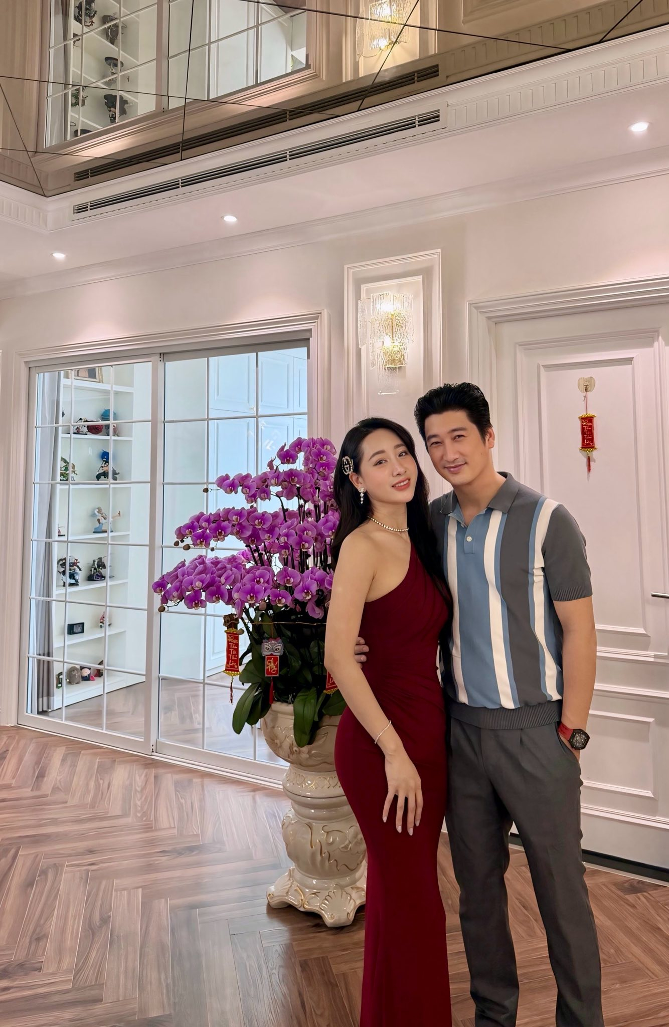 Nam NSƯT 46 tuổi cưới vợ lần 3: Sống 2 năm trong căn hộ 14 tỷ, nay bất ngờ rao bán