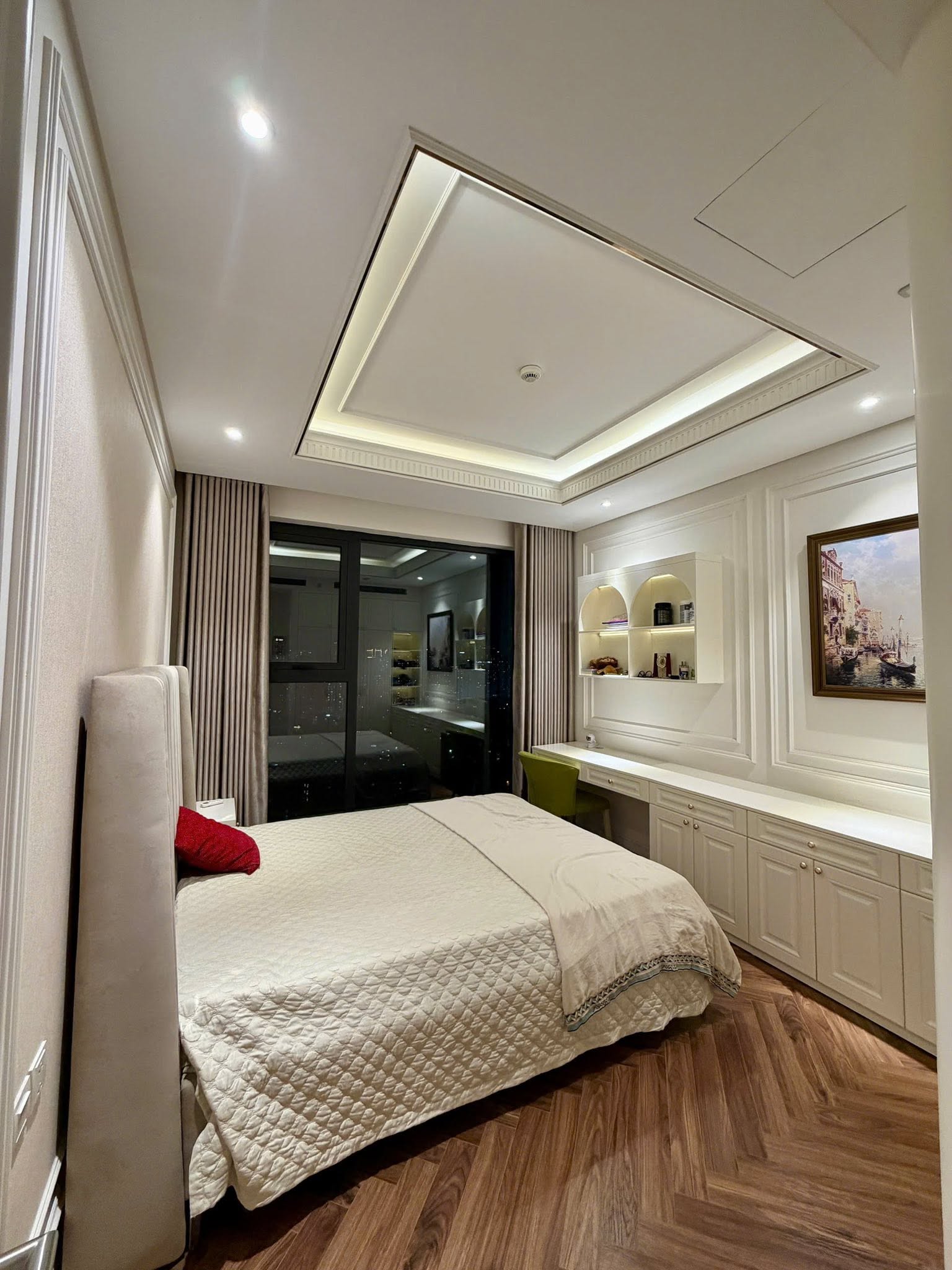 Nam NSƯT 46 tuổi cưới vợ lần 3: Sống 2 năm trong căn hộ 14 tỷ, nay bất ngờ rao bán