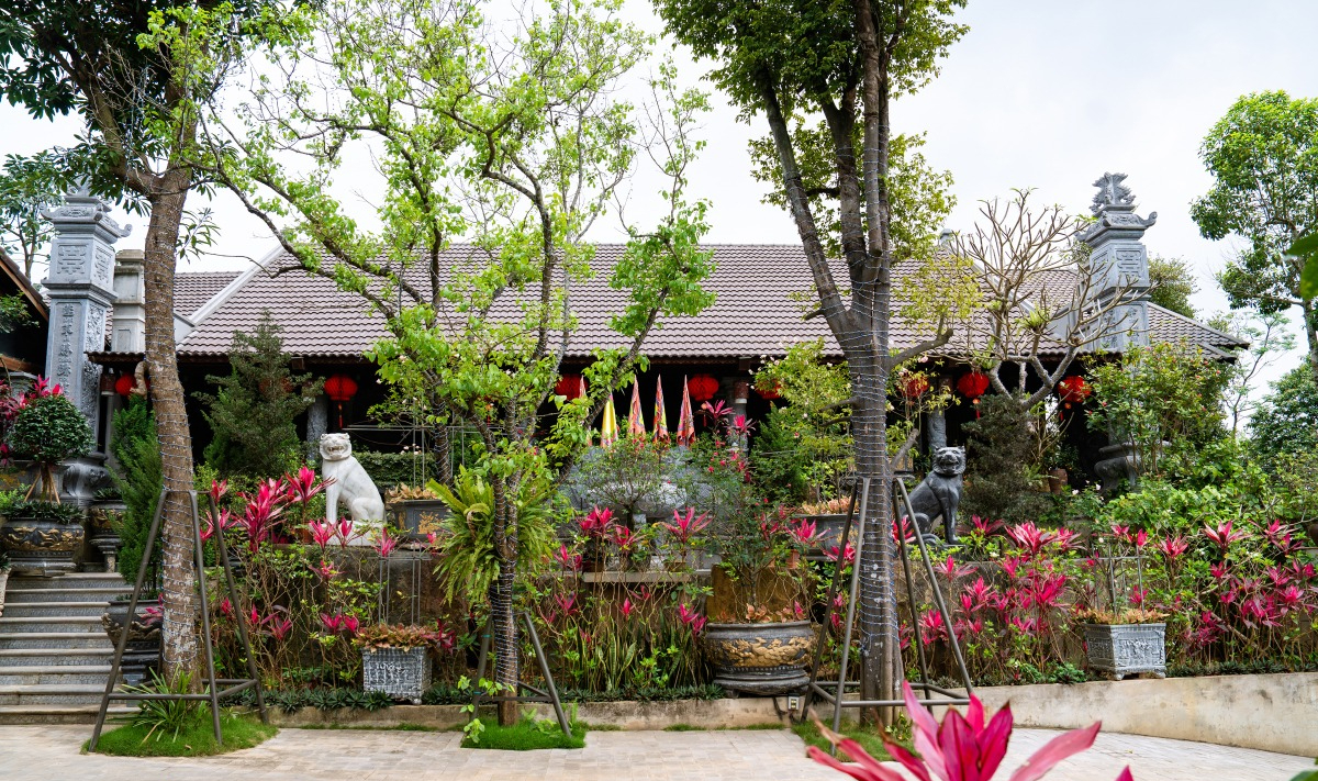 Nữ NSND trẻ nhất Việt Nam ở biệt phủ 8.000m²