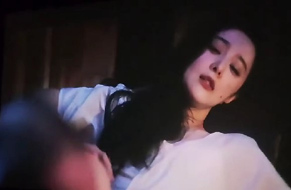 Hình ảnh được cắt từ cảnh phim