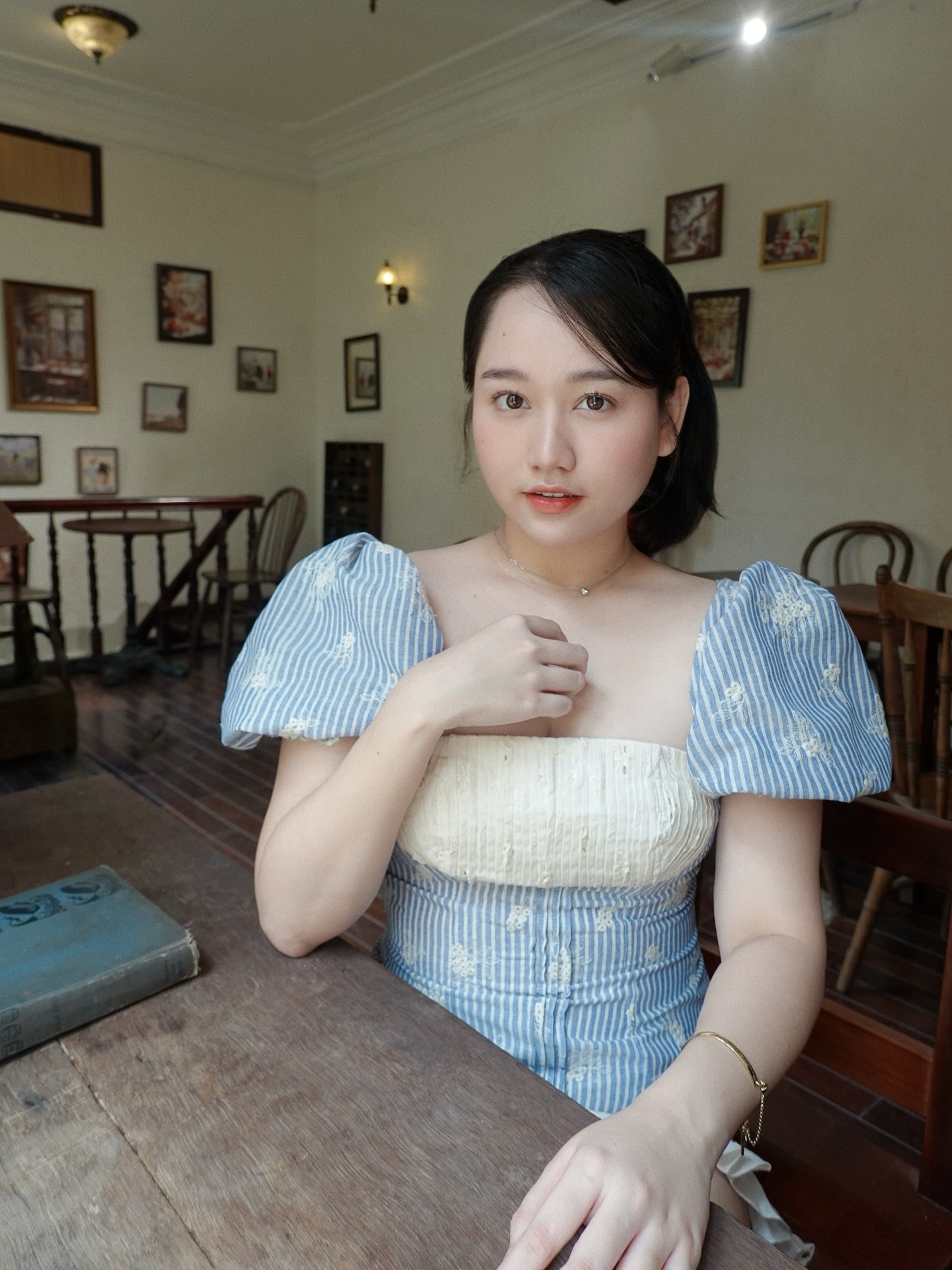 Gallery - Nàng thơ Vbiz giảm 25kg: Nhan sắc người người rung động, gu mặc cũng khởi sắc theo - image 5