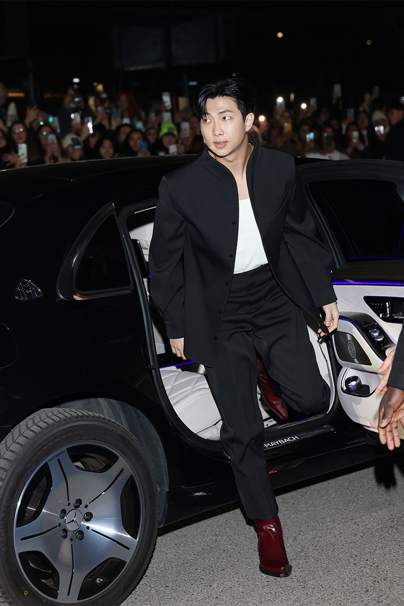 25 idol K-pop mặc đẹp nhất mọi thời đại: Vương và Hậu ai cũng biết là ai, số 3 liệu có hơi lấn cấn?