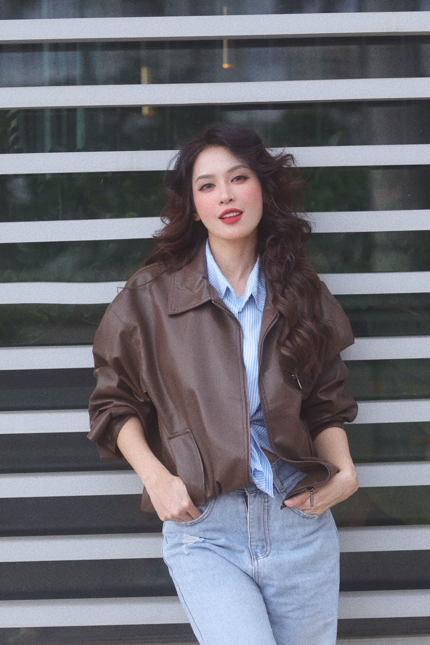Thánh hack tuổi Vbiz lọt đề cử đẹp nhất thế giới, nhan sắc như Chi Pu - Tiểu Vy cộng lại