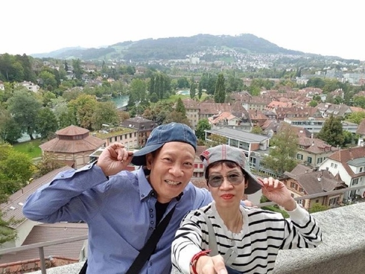 Vợ của MC Lại Văn Sâm.