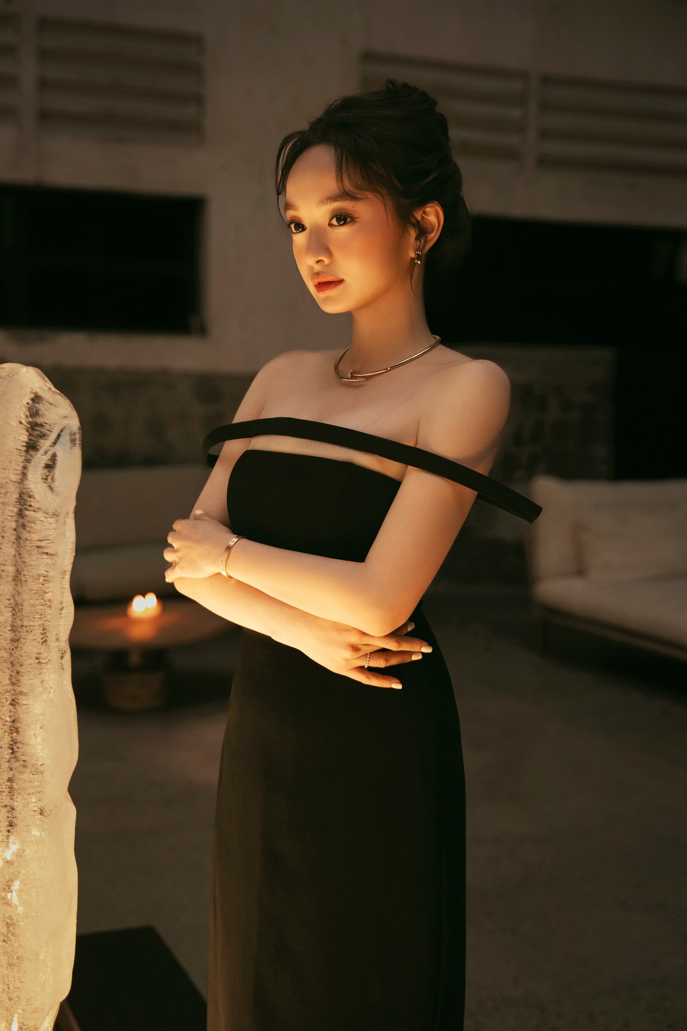 Mỹ nhân showbiz chiều cao 1m55 vẫn mặc đẹp như sách mẫu