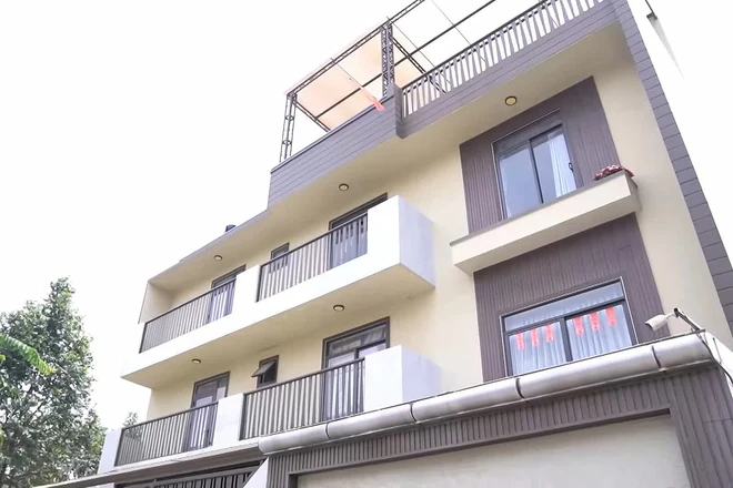 Nam NSƯT 3 đời vợ, ở biệt thự 3 tầng rộng 300m²