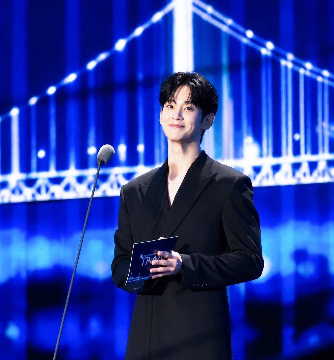 Không thể đánh bại Kim Soo Hyun