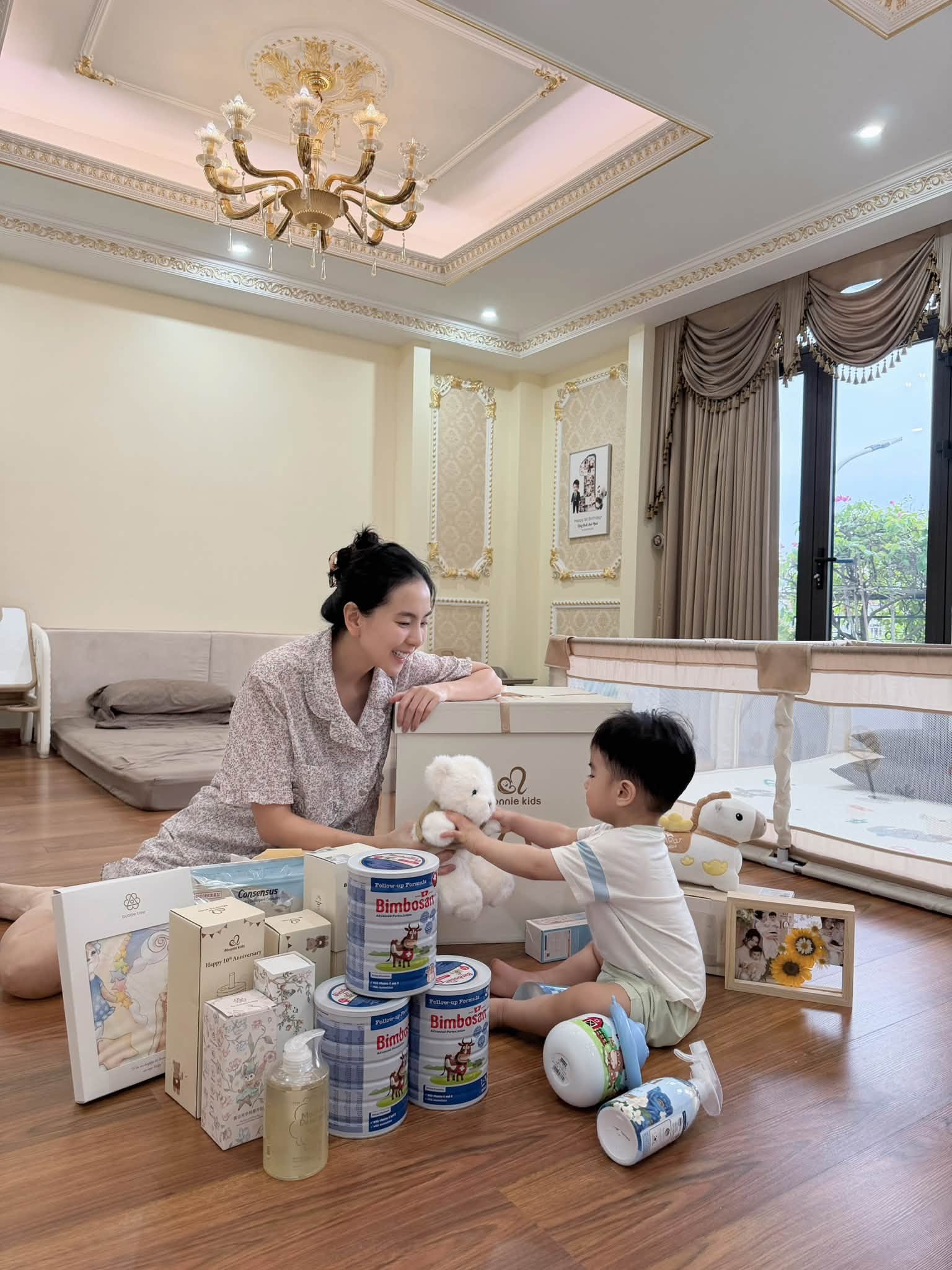MC SN 1990 từng dẫn bản tin Dự báo thời tiết: Hôn nhân lần 2 viên mãn, sống như 