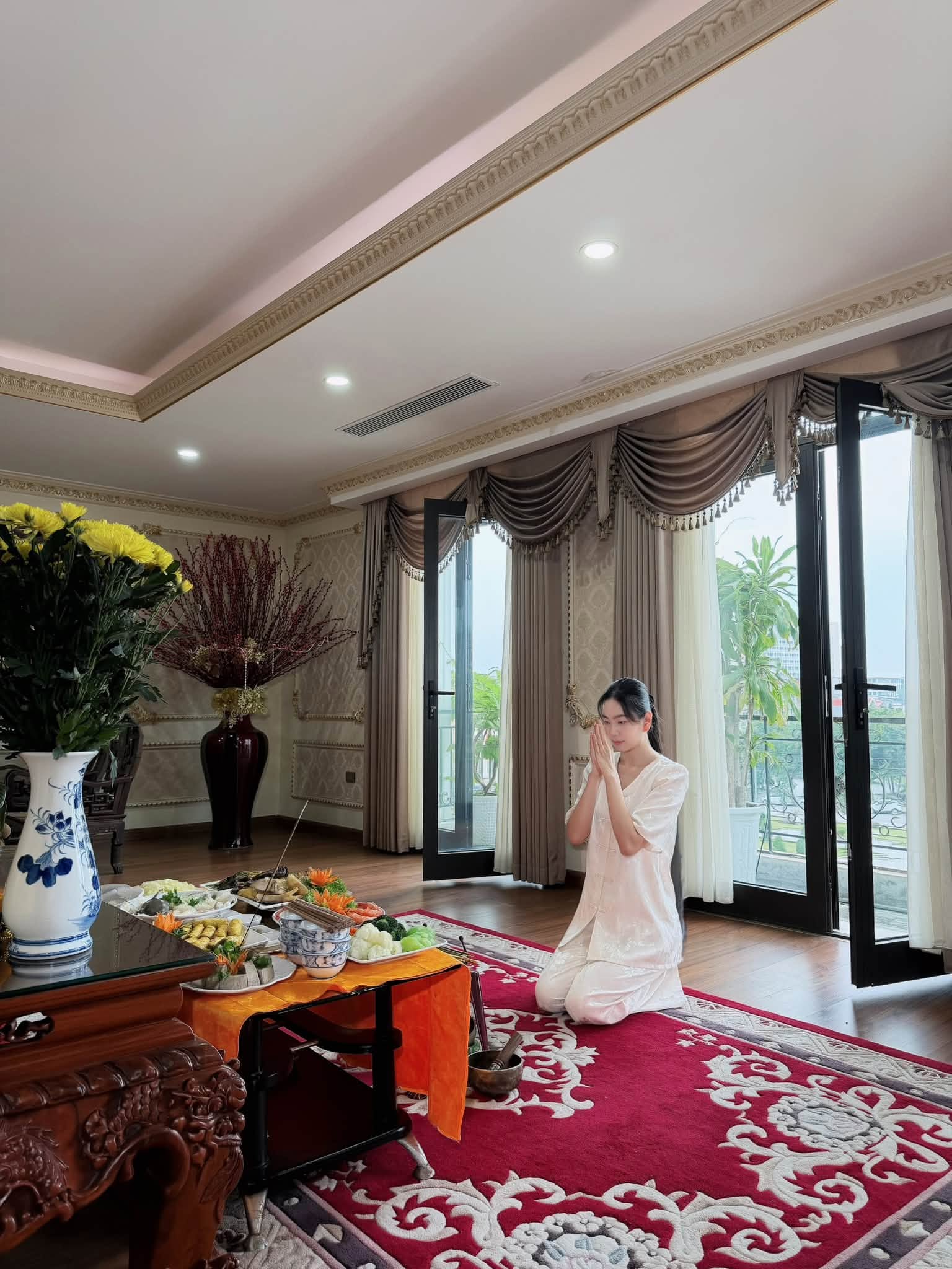 MC SN 1990 từng dẫn bản tin Dự báo thời tiết: Hôn nhân lần 2 viên mãn, sống như 