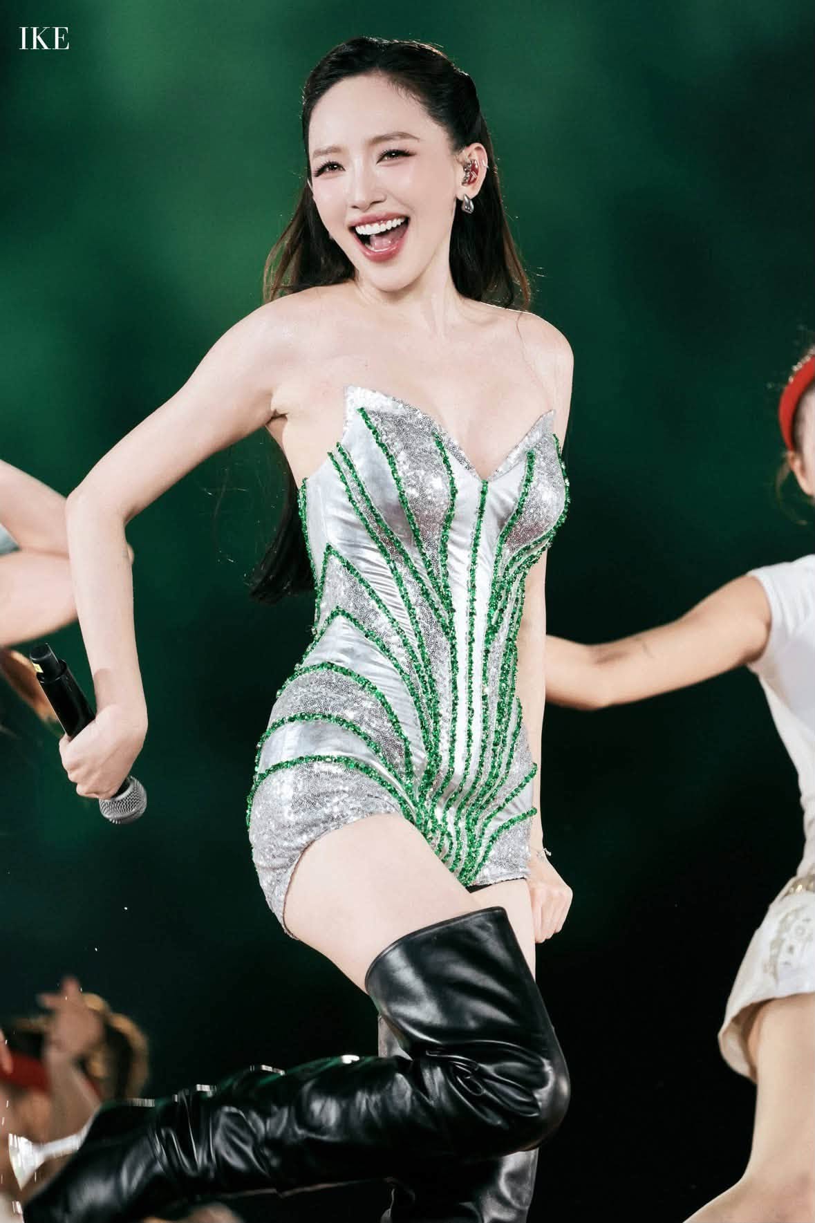 Tại đêm chung kết Eurovision Song Contest Asia 2026, Tóc Tiên sẽ mang Em Tiên đến sân khấu One Bangkok Forum, Bangkok, Thái Lan vào ngày 14/11