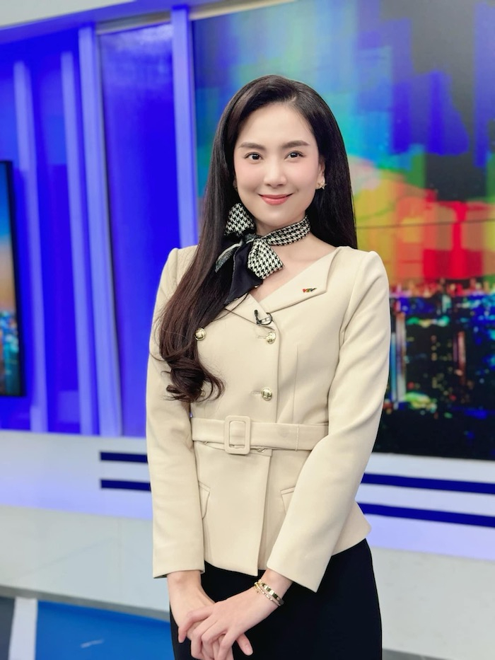 MC SN 1990 từng dẫn bản tin Dự báo thời tiết: Hôn nhân lần 2 viên mãn, sống như 