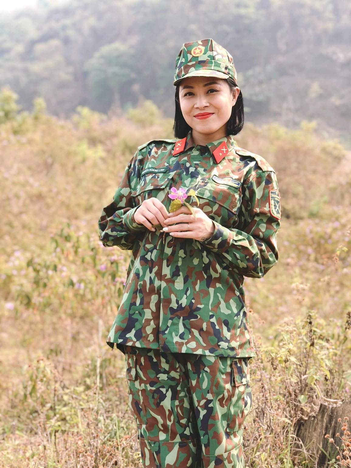 MC SN 1985 từng dẫn Chúng Tôi Là Chiến Sĩ: Giờ làm mẹ 3 con, sống trong nhà tầng Hà Nội