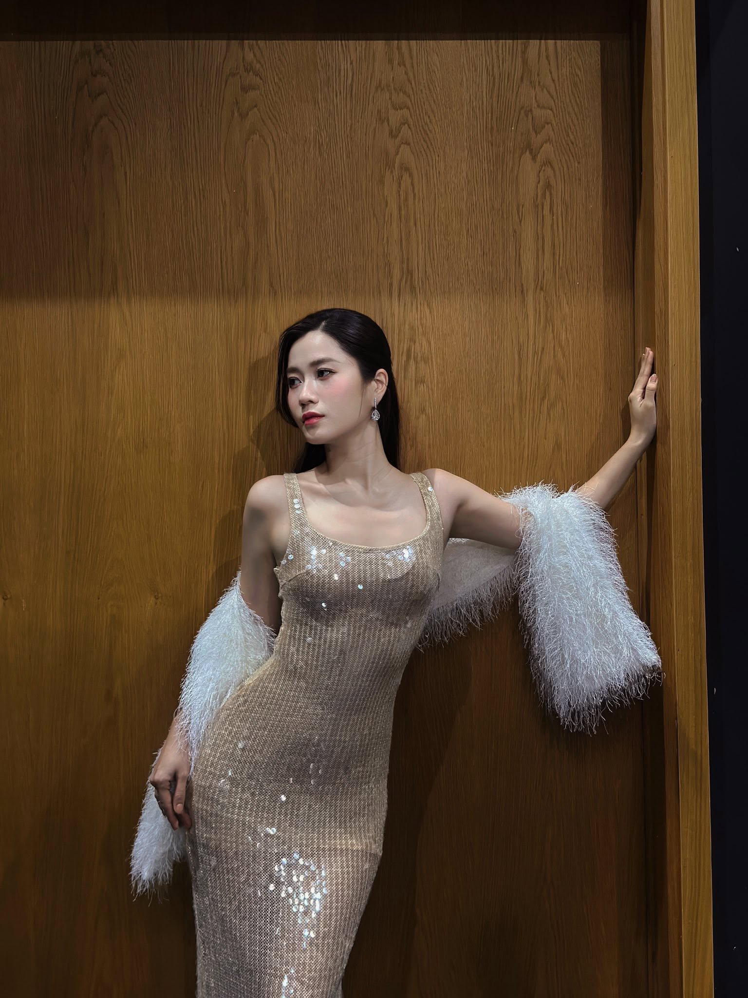 Gallery - Sao nữ bị Trường Giang lẫn chồng chê béo nhưng nhan sắc vẫn vươn tầm quốc tế