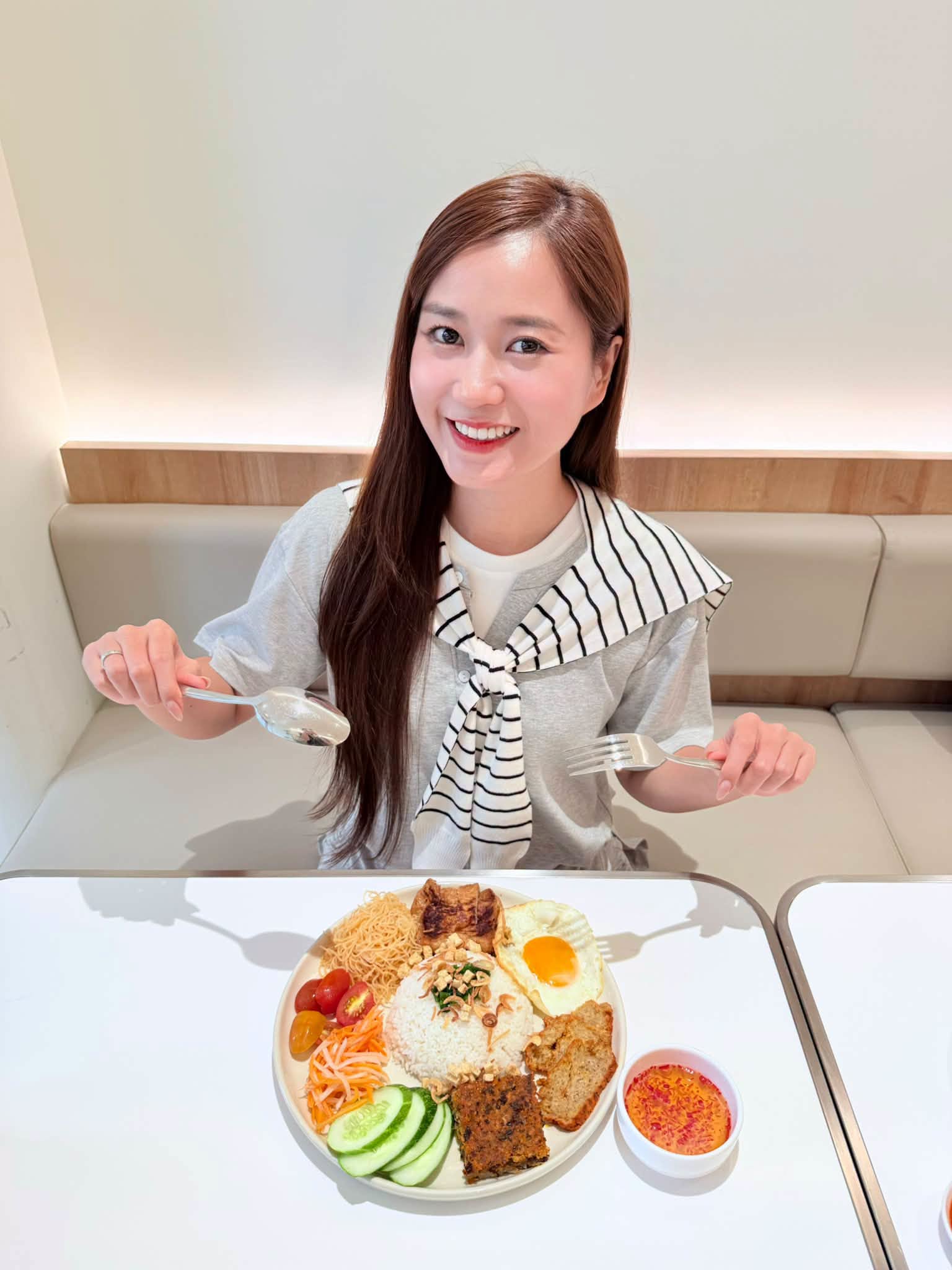 Gallery - Sao nữ bị Trường Giang lẫn chồng chê béo nhưng nhan sắc vẫn vươn tầm quốc tế - image 5