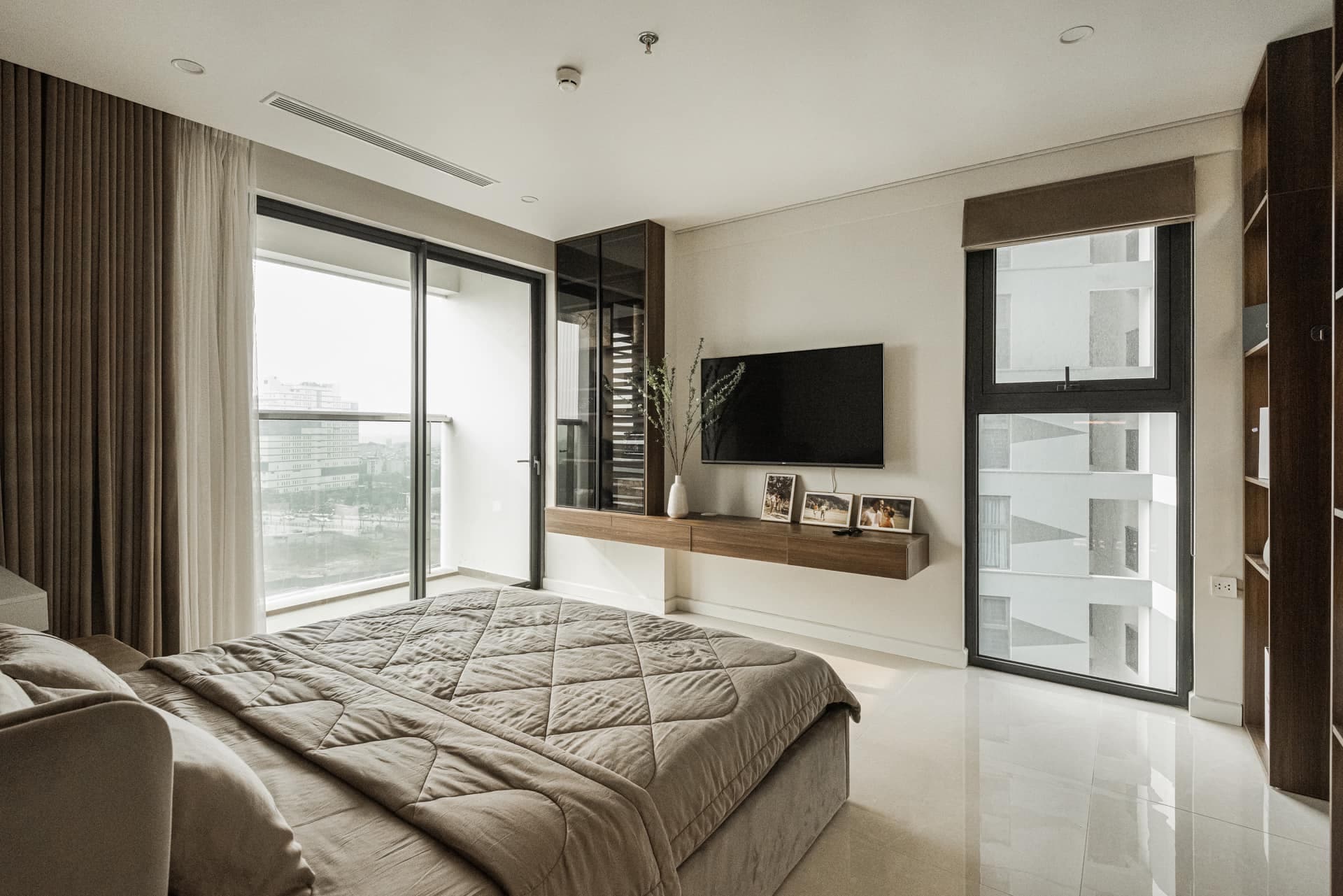 MC SN 1990 lấy chồng Phó chủ tịch: Giờ ở căn hộ hạng sang, rộng 120m² có view triệu đô ngắm toàn thành phố