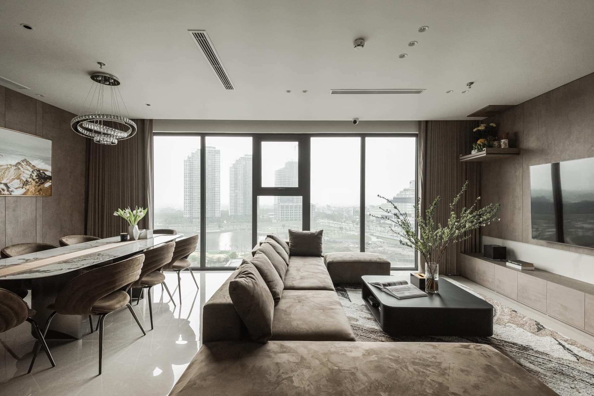 MC SN 1990 lấy chồng Phó chủ tịch: Giờ ở căn hộ hạng sang, rộng 120m² có view triệu đô ngắm toàn thành phố