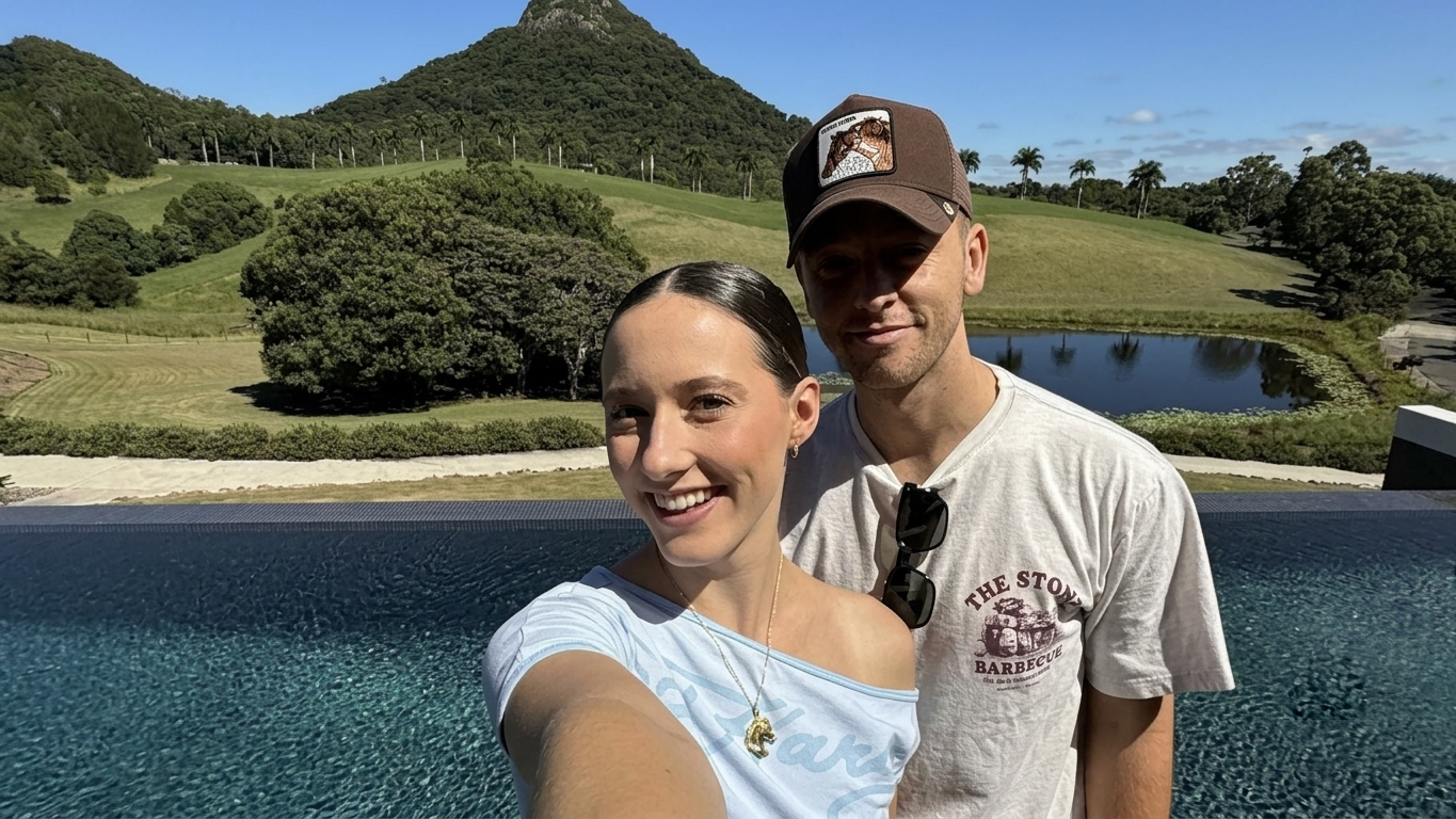 Jasmin Arndtt và James Ewens
