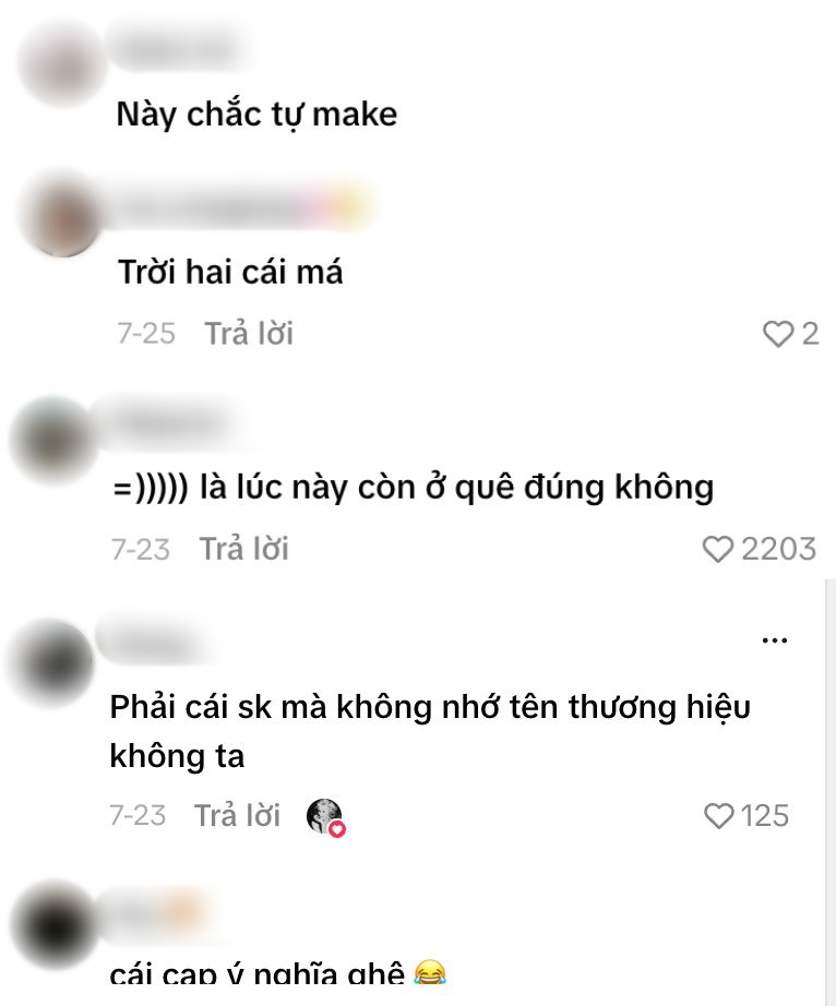 Netizen còn cho rằng cô tự makeup đi dự sự kiện. (Nguồn: TikTok)