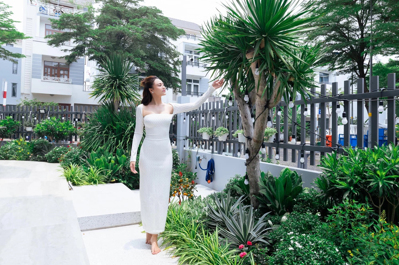 Diễn viên SN 1990 được đặc cách tốt nghiệp: Giờ là sao hạng A showbiz, U40 vẫn độc trong biệt thự Sài thành