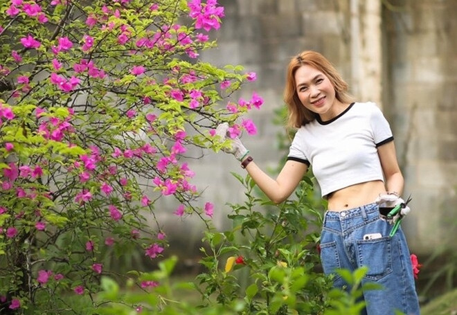 Sao hạng S quyền lực nhất nhì showbiz, 2 thập kỷ không chao đảo vị thế, sạch scandal: Sống kín tiếng trong biệt phủ nghìn mét vuông