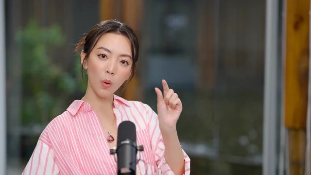 Sao nữ Vbiz diễn cực đỉnh vẫn đòi lại kịch bản vì kém sắc: Nay là