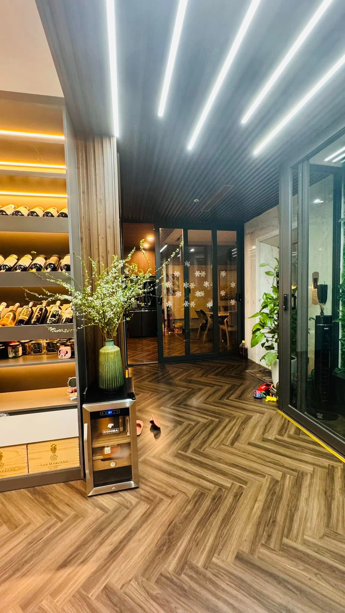 Soái ca diễn đỉnh nhất nhì truyền hình Việt: Cuộc sống U45 triệu người mơ, sở hữu biệt thự 3 mặt tiền Hà Nội, thêm 1 nhà vườn rộng 1.300m2