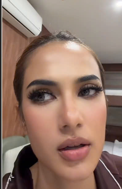 Á hậu 2 Miss Universe Vietnam cho biết chính sự lạ lẫm của tình huống khiến cô gần như đứng hình, không biết nên làm gì.