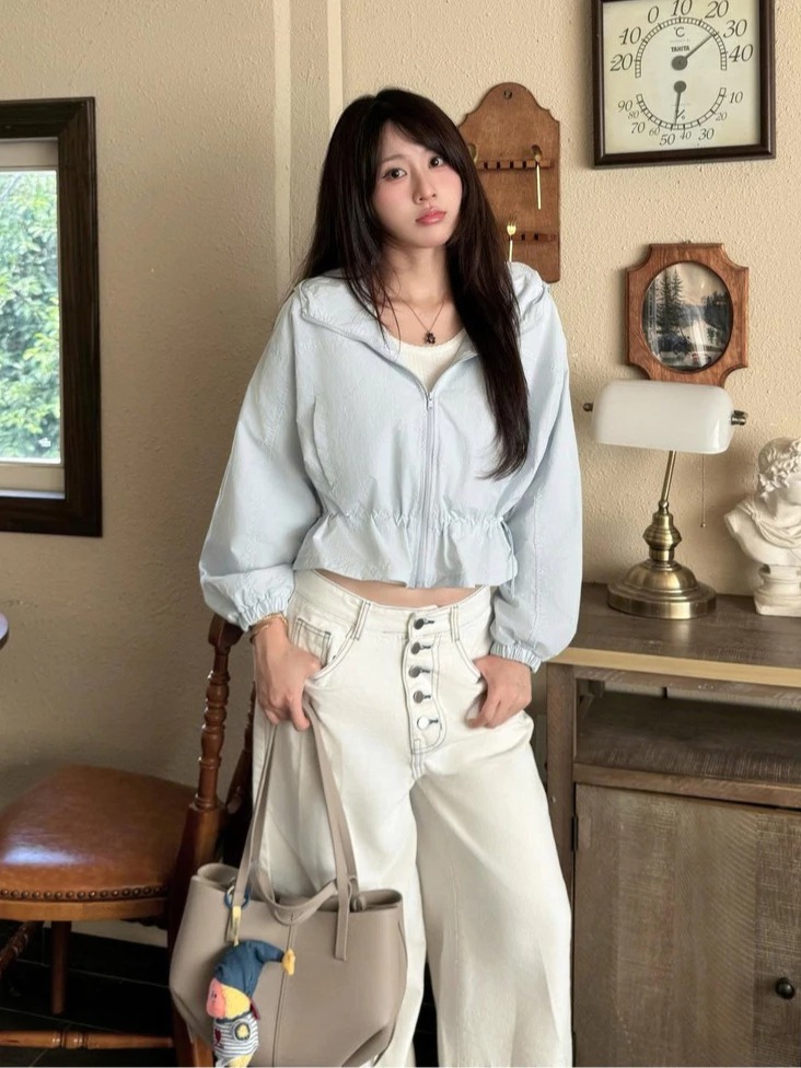 Gallery - Chiếc áo không thể thiếu trong tủ đồ thu đông: Nam nữ diện đều over hợp - image 1